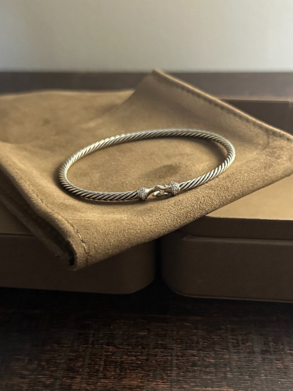 David Yurman Buckle Classic Cable Bracelet Sterling Silver with Diamonds Size L
